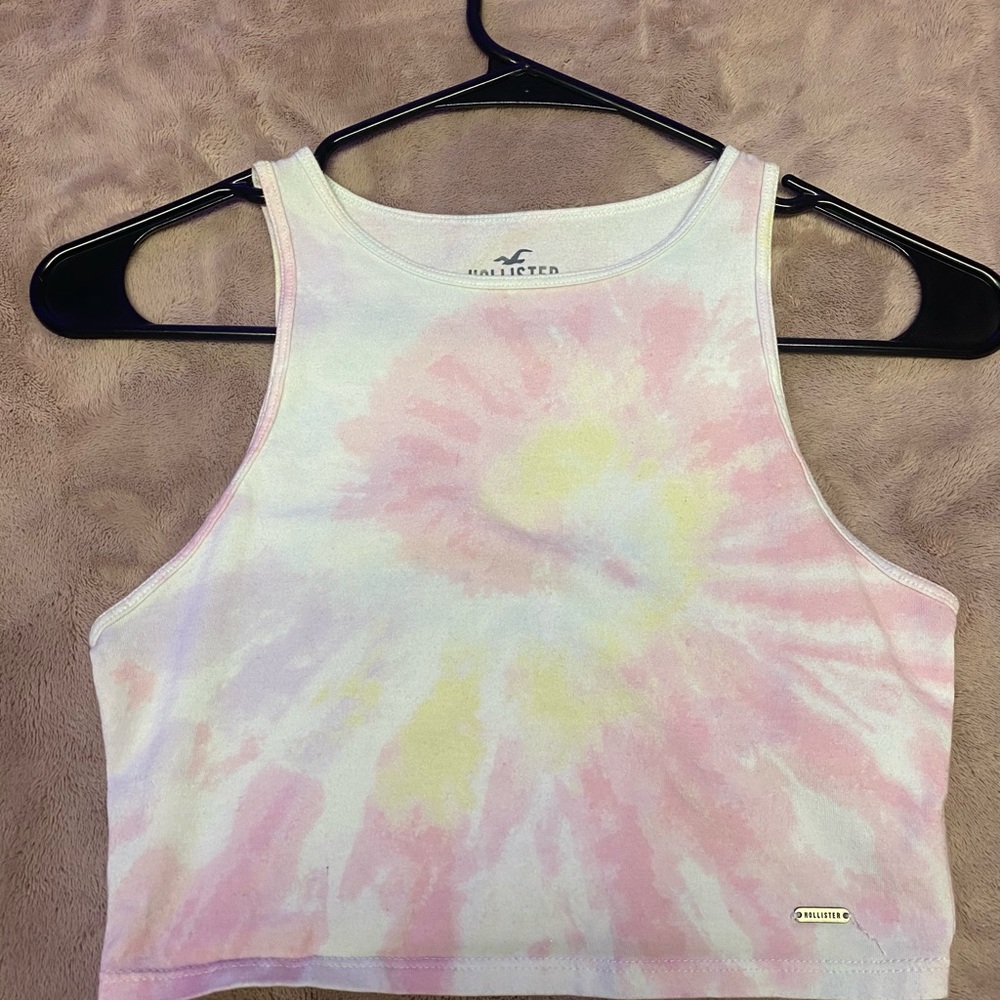 🆕Tie Dye Hollister Cropped Tank Top
